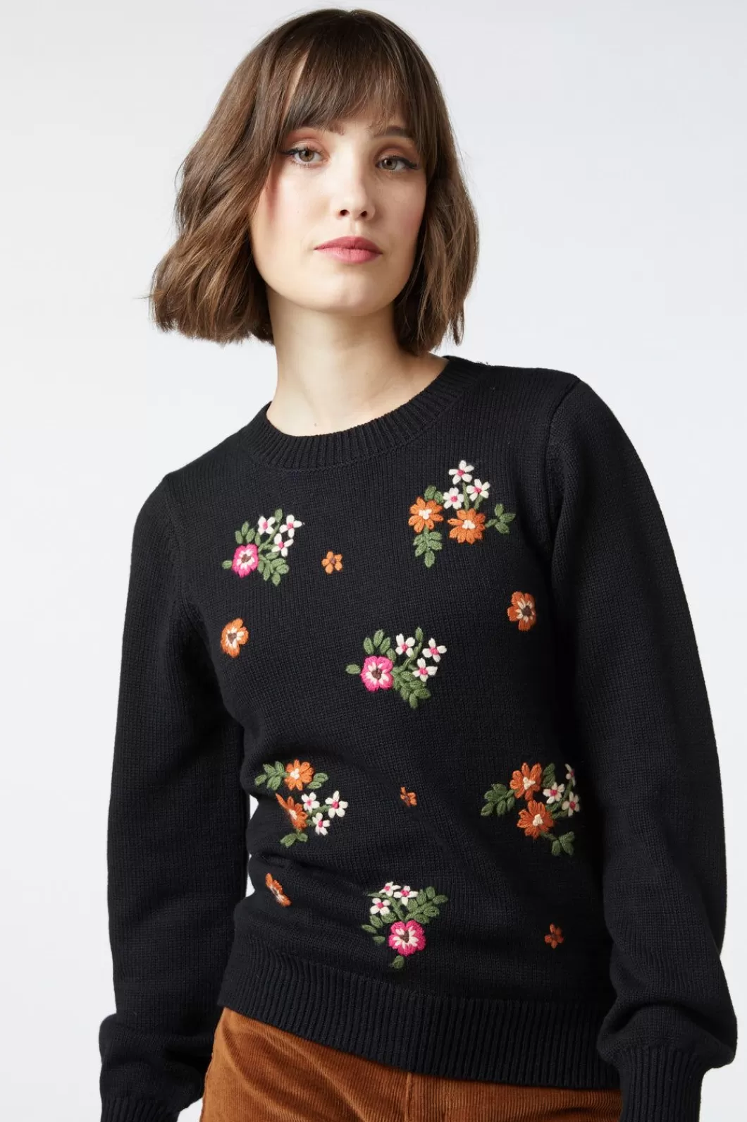 Knitwear & Cardis<Princess Highway Charlotte Embroidered Sweater