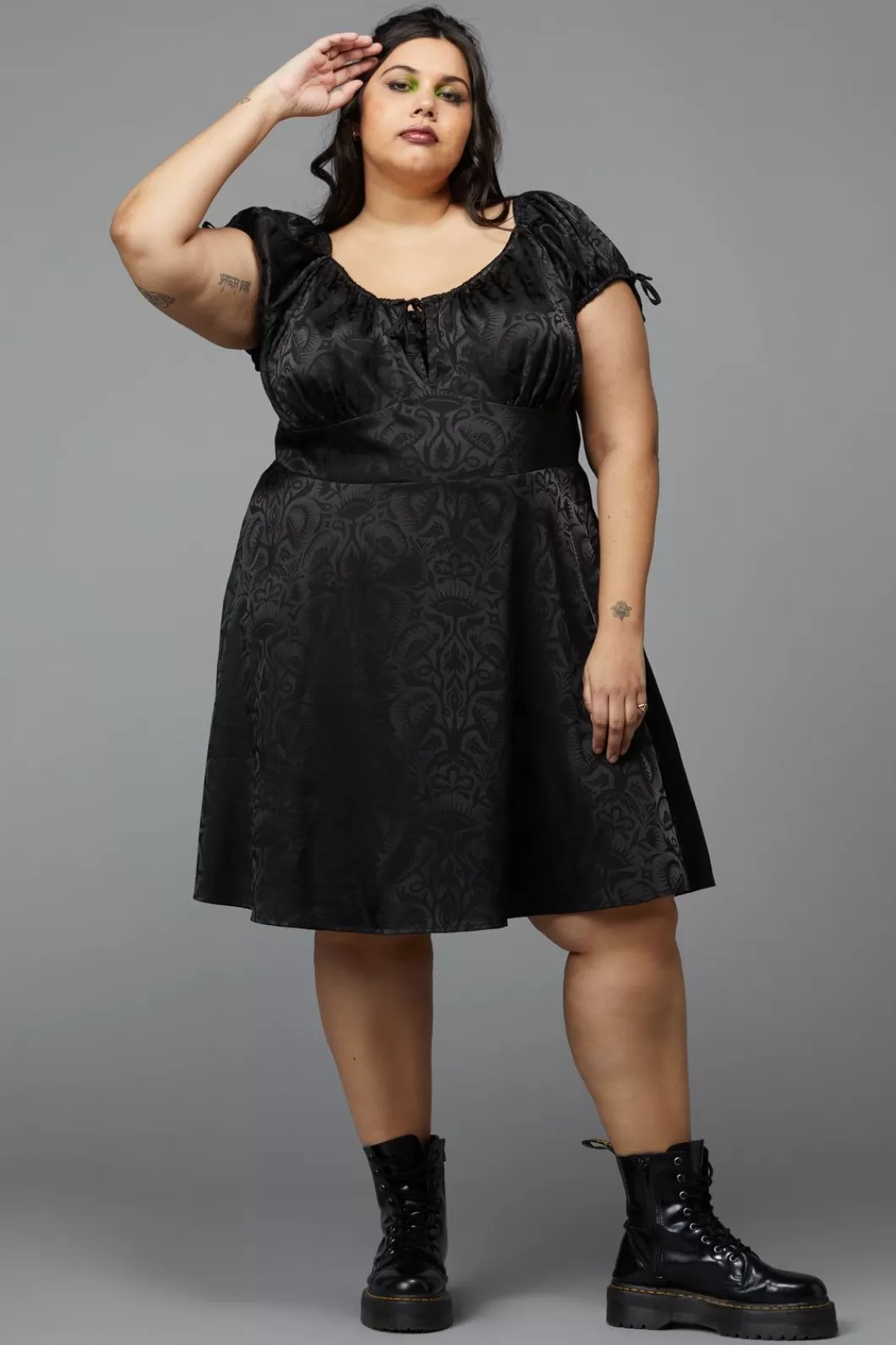 Dresses & Pinafores<Black Friday Curve Greenhouse Dress