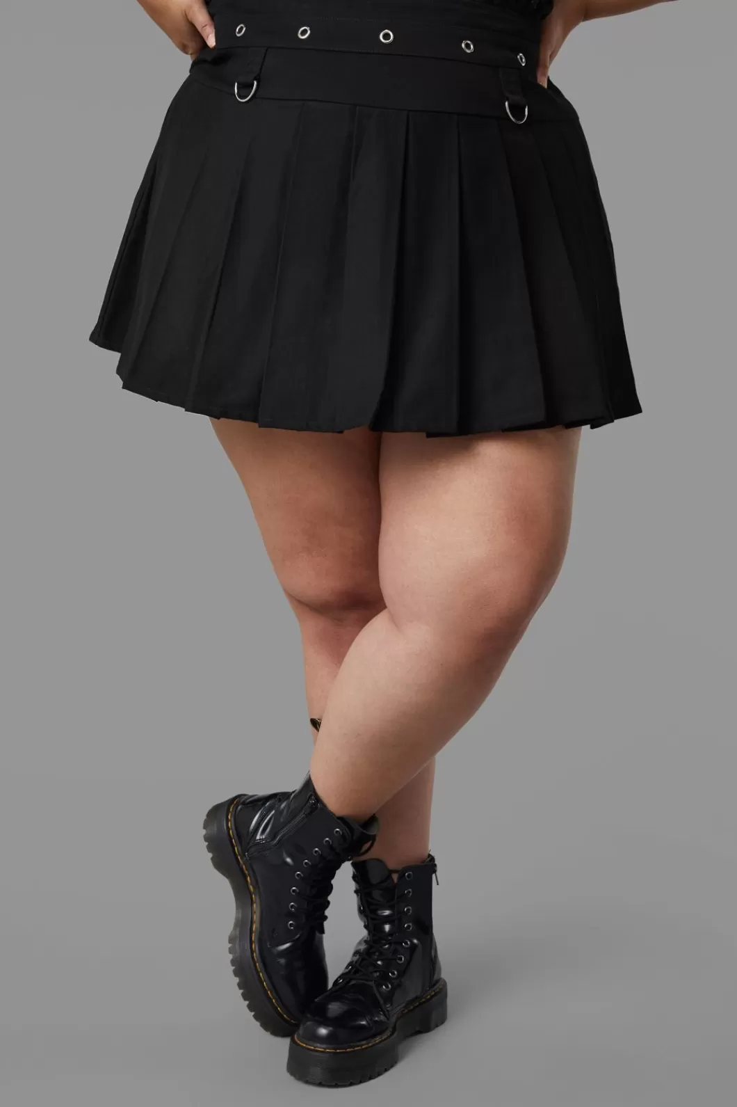 Curve Pants & Skirts<Black Friday Curve Menacing Mini Skirt