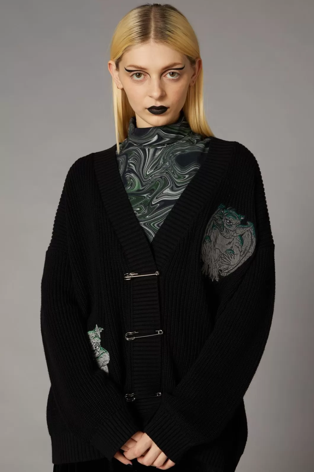 Knitwear & Cardis<Black Friday Gargoyle Embroidered Cardi