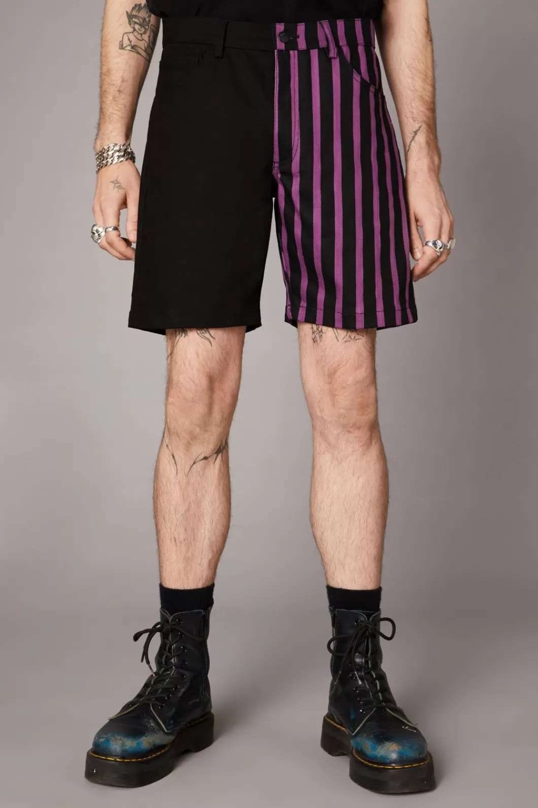 Pants & Shorts<Black Friday Goth Stripe Contrast Short