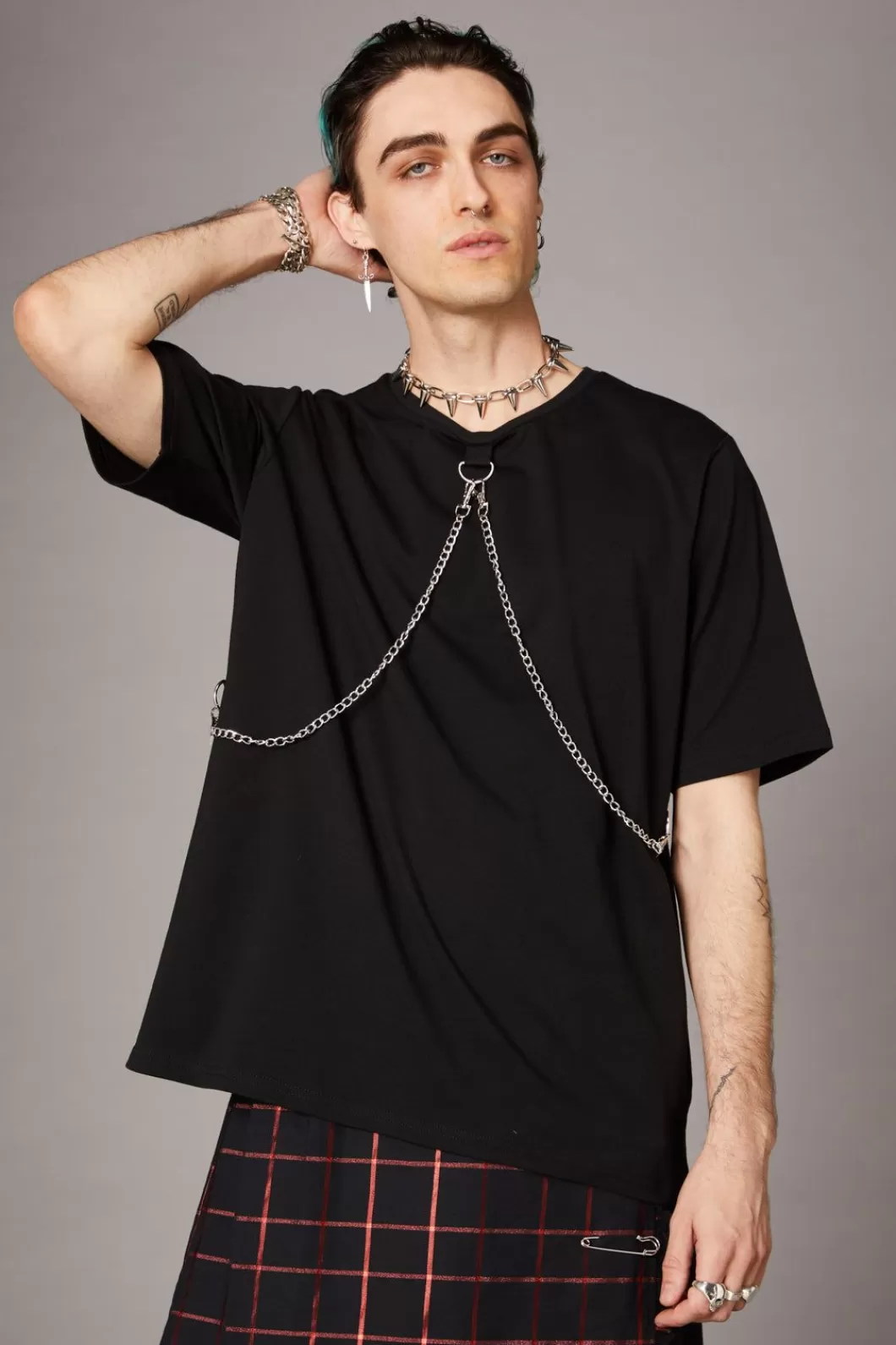 Shirts & Tees<Black Friday Grunge Chain Tee