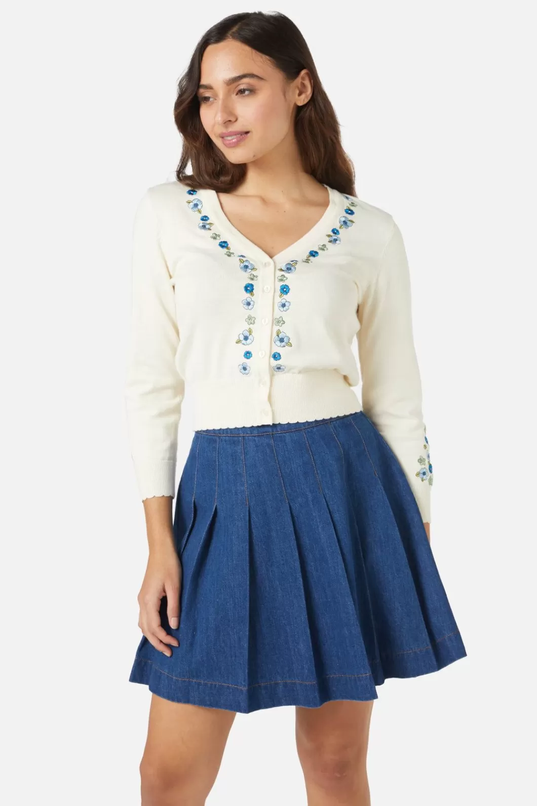 Knitwear & Cardis<Princess Highway Petal Embroidered Cardi