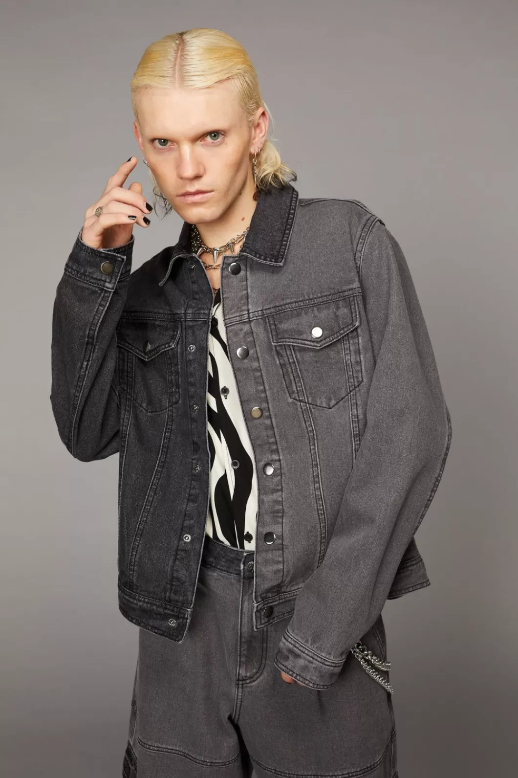 Coats & Jackets<Black Friday Washed Denim Trucker Jacket